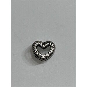 Authentic Snake Chain Pattern Open Heart Charm 799100C01